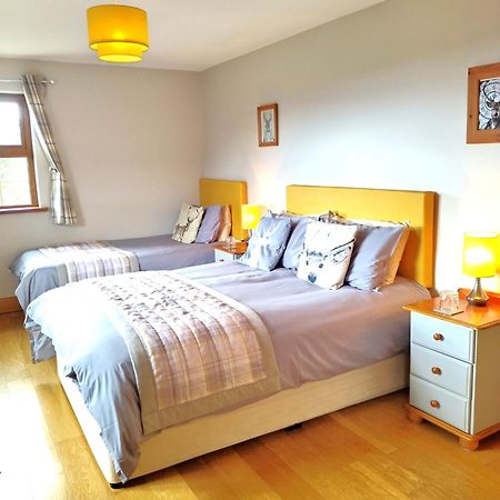Bed and Breakfast Glenn Eireann House Cushendall Esterno foto