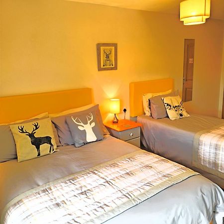 Bed and Breakfast Glenn Eireann House Cushendall Esterno foto