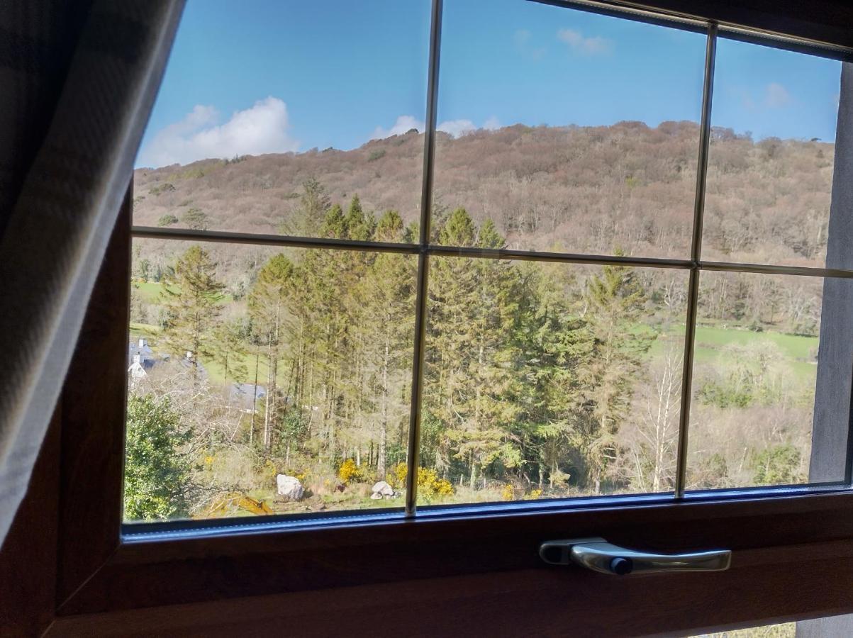 Bed and Breakfast Glenn Eireann House Cushendall Esterno foto