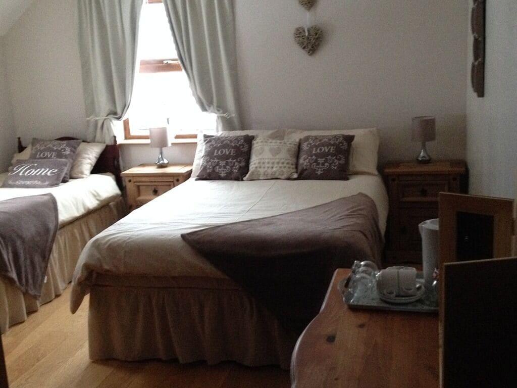 Bed and Breakfast Glenn Eireann House Cushendall Esterno foto