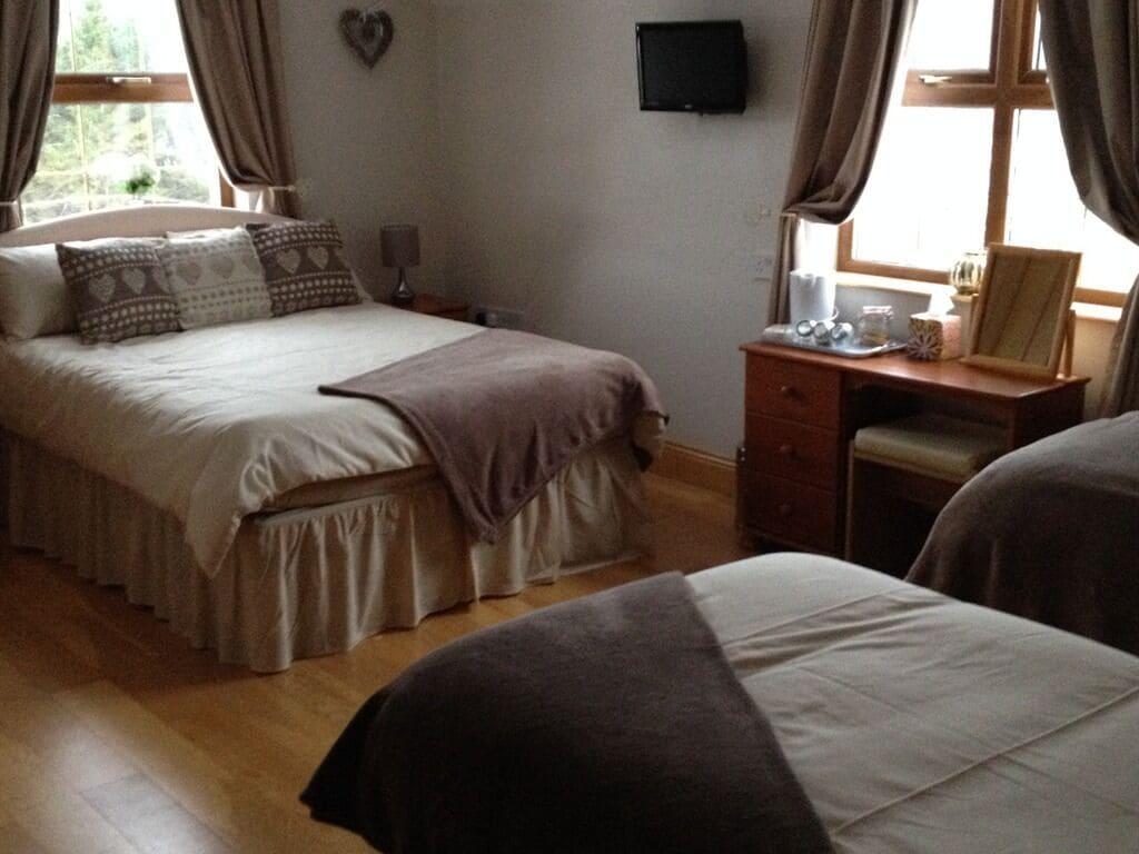 Bed and Breakfast Glenn Eireann House Cushendall Esterno foto