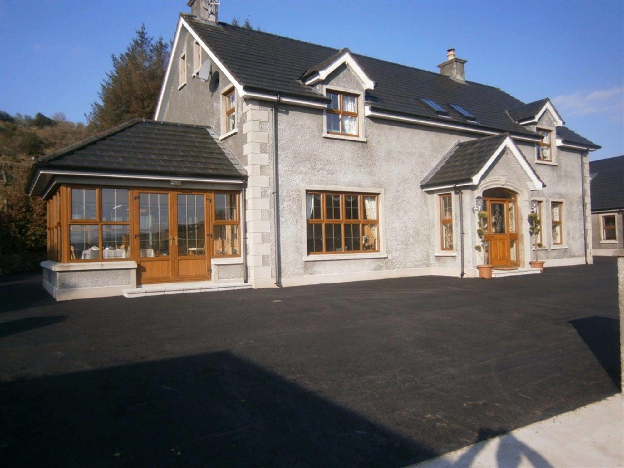 Bed and Breakfast Glenn Eireann House Cushendall Esterno foto